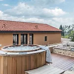 Euphoria Retreat - A Holistic Wellbeing Destination Hotel Mystras