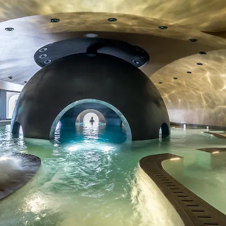 Hotel Euphoria Retreat - A Holistic Wellbeing Destination 5*