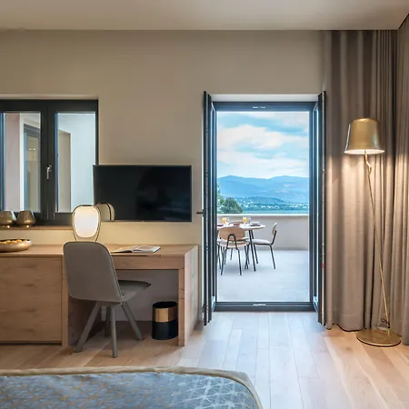 Euphoria Retreat - A Holistic Wellbeing Destination 5* Μυστράς