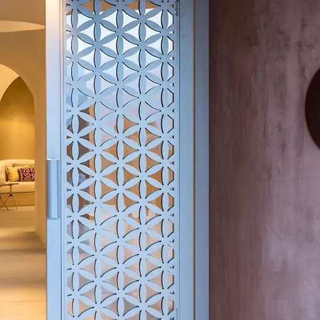Euphoria Retreat - A Holistic Wellbeing Destination 5* Mystras
