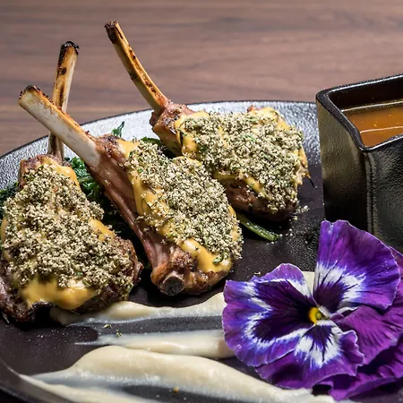 Hotell Euphoria Retreat - A Holistic Wellbeing Destination Mystras
