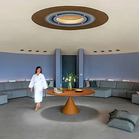 Euphoria Retreat - A Holistic Wellbeing Destination 5*