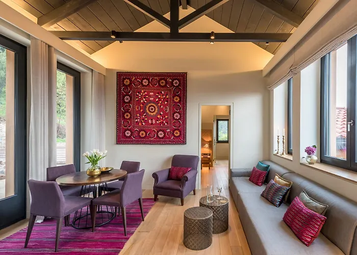 מלון Euphoria Retreat - A Holistic Wellbeing Destination 5*