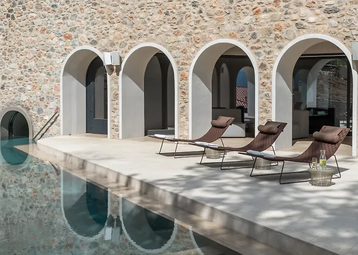 Euphoria Retreat - A Holistic Wellbeing Destination Hotel