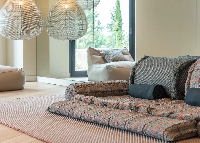 Euphoria Retreat - A Holistic Wellbeing Destination 5*