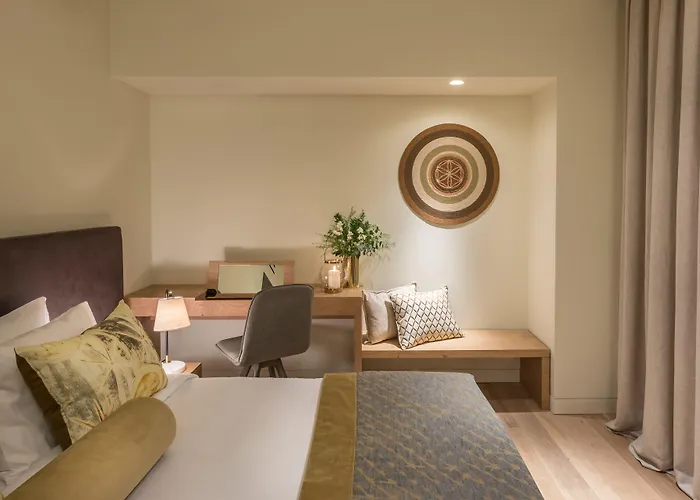 Euphoria Retreat - A Holistic Wellbeing Destination Mystras