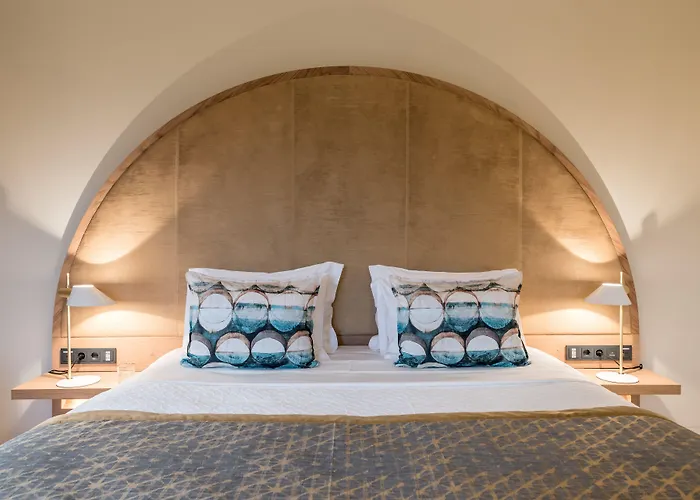 מלון Euphoria Retreat - A Holistic Wellbeing Destination 5*