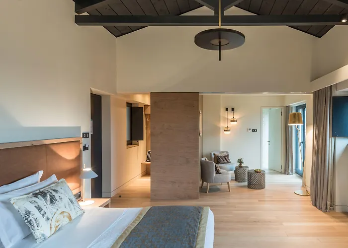 Hotel Euphoria Retreat - A Holistic Wellbeing Destination 5*