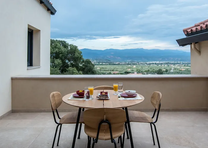 Euphoria Retreat - A Holistic Wellbeing Destination מלון