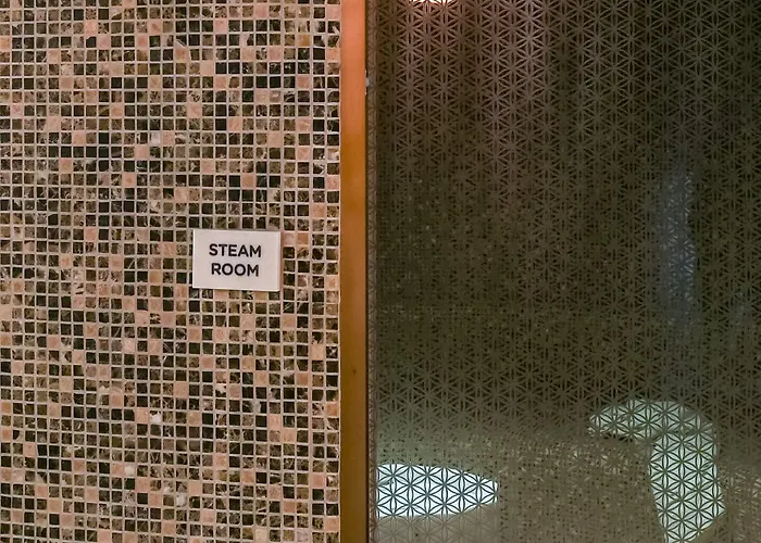 Euphoria Retreat - A Holistic Wellbeing Destination Μυστράς